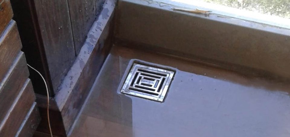 Erzurum Tıkalı Balkon Gideri Nasıl Açılır